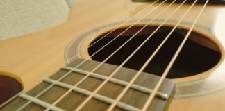 Beginner's Guide to Easy Guitar with Discount Code